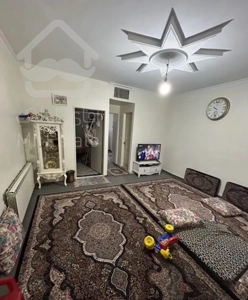 ۶۰ متر / دو خواب/با پارگینگ  /و انباری/  تک واحدی