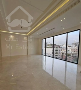 فلامک شمالی / ۲۱۵متر/ سازه برند /تهاتر/3پارکینگ