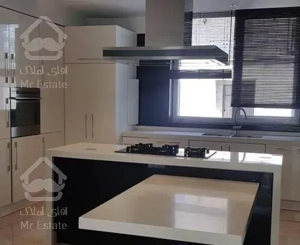 ۲۳۰ متر سه خواب مستر باغ فردوس تکواحدی ۸ساله واقعی