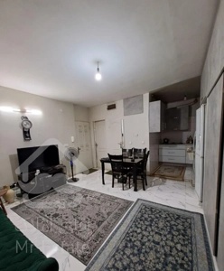 ۴۰ متری/خوش نقشه/بازسازی شده.