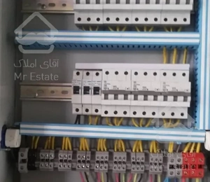 برق کار/برقکار/سیم کش/برق کاری/برقکار ساختمان