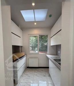 فروش آپارتمان ۱۶۰ متری با دو‌ پارکینگ در گلستان