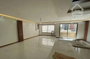 ۱۴۰ متر/جنوبی/سه خواب/سه سال ساخت