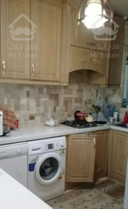 ۸۵ متر دوخوابه مترو قلهک