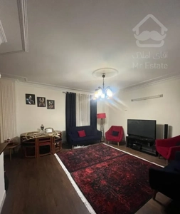 ۶۸ متر دوخوابه، عبادی، ساجدی