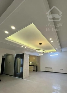 63متر نزدیک مترو محمدشهر  لوکس وام دار سند دار فول