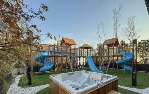 فروش‌۳طبقه یکجا ویلایی شخصی ساز۲۸۰متری شهرک‌گلستان