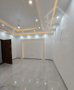 (سوئیت ۵۷متری)نوساز شیک/با پارکینگ و حیاط/ لیلاکوه