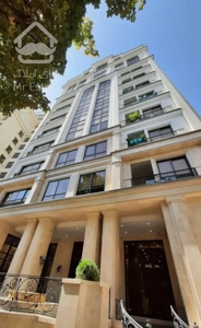 برج باغ فرمانیه ۲۲۰ متر ۳ خواب تراس ویو دار