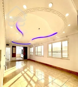 ۶۵متر/ فول امکانات/ به شدت آفتاب گیر