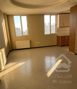 ۶۹مترفول امکانات/میدان انقلاب جمالزاده طبقه۵دوخواب