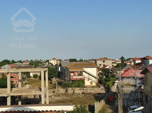 ویلا 11سال ساخت دارای 2سوئیت 40 متری