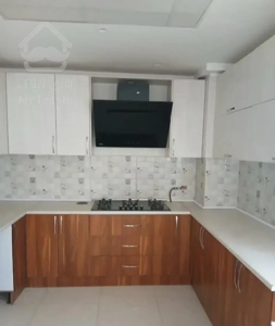 151متر/سه خوابه/نوساز/گلشهر