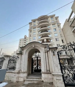 فروش آپارتمان ۱۴۳ متری/۳ خواب / فول / ازگل