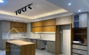 130متر نوساز و کلید نخورده/2خواب مستر و کمد