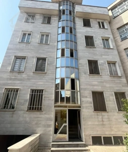 چهار راه ولیعصر-۷۰متر ۲خواب با پارکینگ