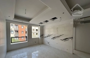 ۹۰متر/نوساز/فول امکانات/کلید نخورده/سراج