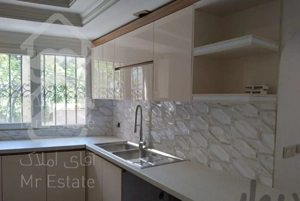 ۲۰۰متر/۳خوابه/بازسازی شده/محمودیه