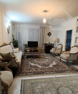 واحد ۸۵ متری با اسانسور رودکی جنوبی