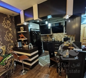 ۸۳ متر جنوبی سه راه مهدیه دو خوابه