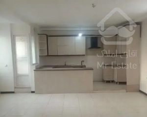 50متر/ اسانسور/ طبقه اول/ حسام‌الدین