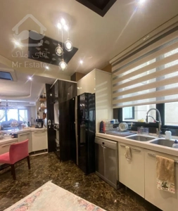 130متر 2خواب آجودانیه/ ویو تهران/استخرفعال