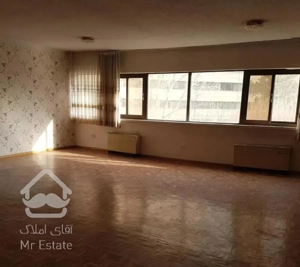 سه خوابه فاز یک ۱۳۵ متری بالای ورزشگاه