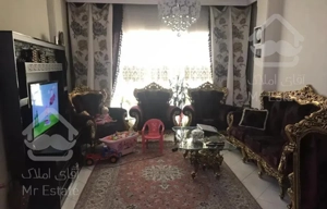 ۷۰ متر طبقه اول با پارکینگ سرمایه گذاری صادقیه