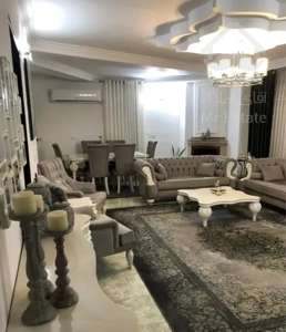 آپارتمان لوکس و خوش موقعیت