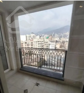 ۲۱۰متر فول متریال خوش نقشه با تراس بزرگ در هفت تیر