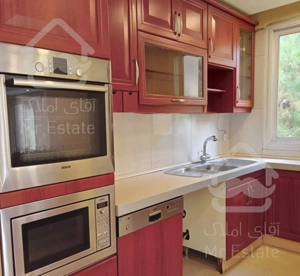 ۱۸۰ متری رو به باغ/طبقه۳/تراس قابل چیدمان