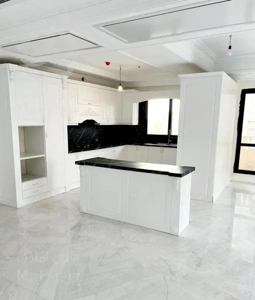 ۲۰۰ متر / فرمانیه / نوساز /تکواحدی