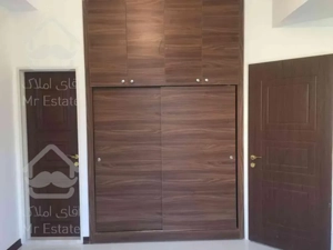 ۶۱متر/کلید نخورده/یخواب/سالن پرده خور