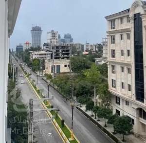 رهن آپارتمان ۲۰۰ متری فول مشاعات دریاگوشه