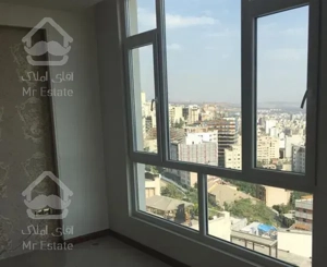 ۹۰ متر طبقه ۵ با ویو منطقه۲ کارشناسی شده