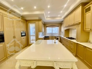 ۱۰۰ متر پیش فروش واحد رو به کوهستان