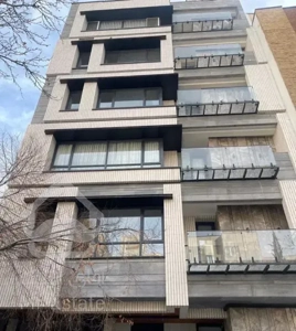 ظفر/۱۴۰متر/نوساز/۱۲۰متر حیاط در اختیار / تکواحدی