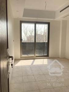 نما و ورودی مجلل ۱۶۵ متر نور جنوب ساختمان مهندسی ساز و زیبا