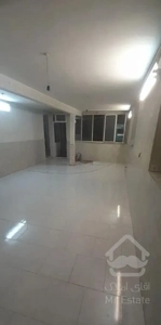 آپارتمان طبقه همکف