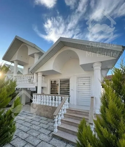 ویلا 240 متری/ شهرکی/ سندتکبرگ/ ویو جنگلی