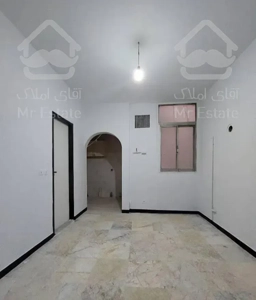 ۴۰متر/تکواحدی/طبقه اول واقعی/بالکن دار خرمشهر نواب