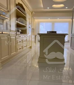 320متر / تکواحدی ۴خواب /کامرانیه