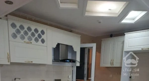 92 متر  لابی سرایداری حیاط مشجر غرق نور روبه آفتاب