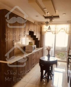 کاشانه ۱۱۰ متری / سرریز نور / مطعم فرنیش