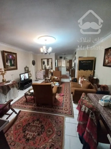 70 متر / دو خواب / رو به آفتاب / زیر قیمت