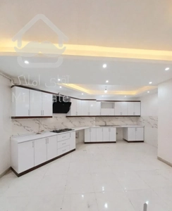 آپارتمان فول امکانات نزدیک به خیابان اصلی