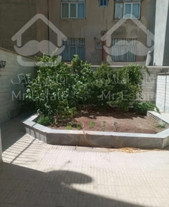 ۱۰۵متری دو خوابه با دو پارکینگ اختصاصی زیبا دشت