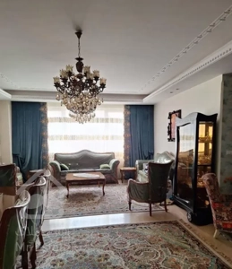 ۸۹متر/۷ساله/سالن پرده خور/سرمایه گذاری