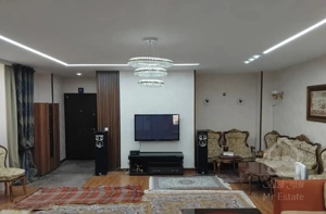 آپارتمان ۱۰۲ متری دو خواب باز سازی شده