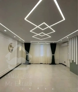 ۶۳متر/دوخواب/پارکینگ سندی/ دوکله نورگیر/کلا ۸ واحد